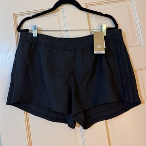 Women’s Adidas Athletic Shorts Pacer 3S WVN XL NWT